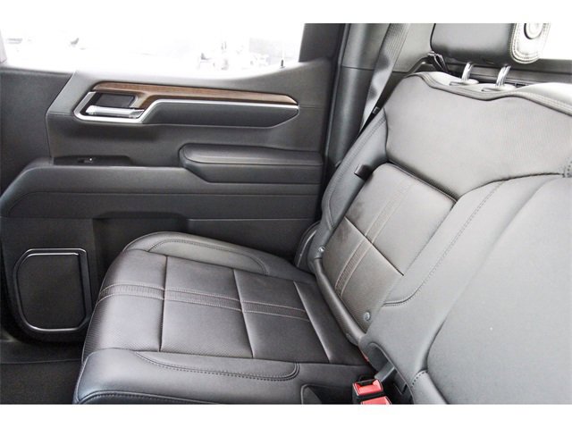 Used 2025 Chevrolet Silverado 1500 High Country w/ High Country Premium Package image 11