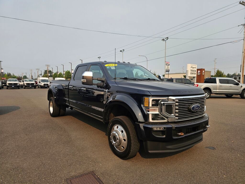Certified 2022 Ford F450 Platinum w/ FX4 Off-Road Package image 4