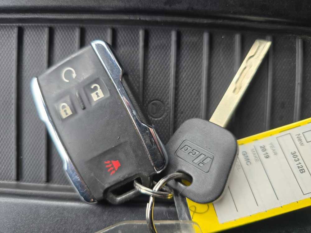 Used 2019 GMC Sierra 3500 Denali w/ Duramax Plus Package image 22