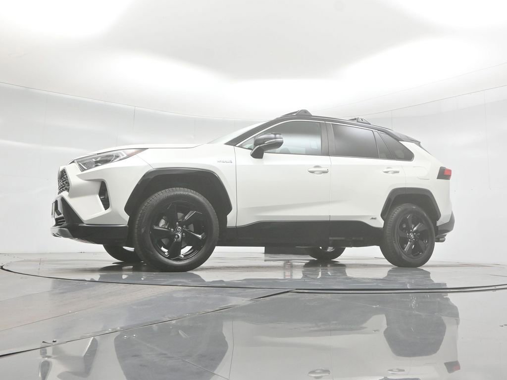 Used 2020 Toyota RAV4 XSE image 23