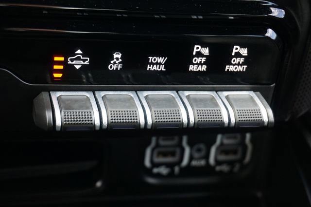 Used 2023 RAM 1500 Limited RWD image 36