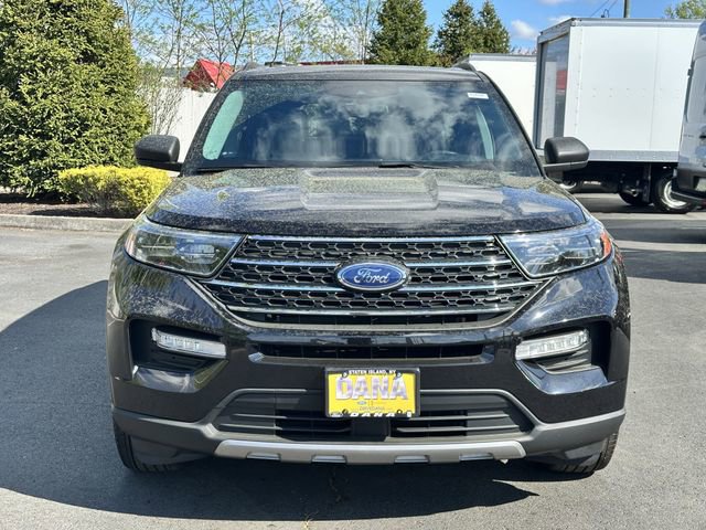 Certified 2023 Ford Explorer XLT w/ Equipment Group 202A image 9