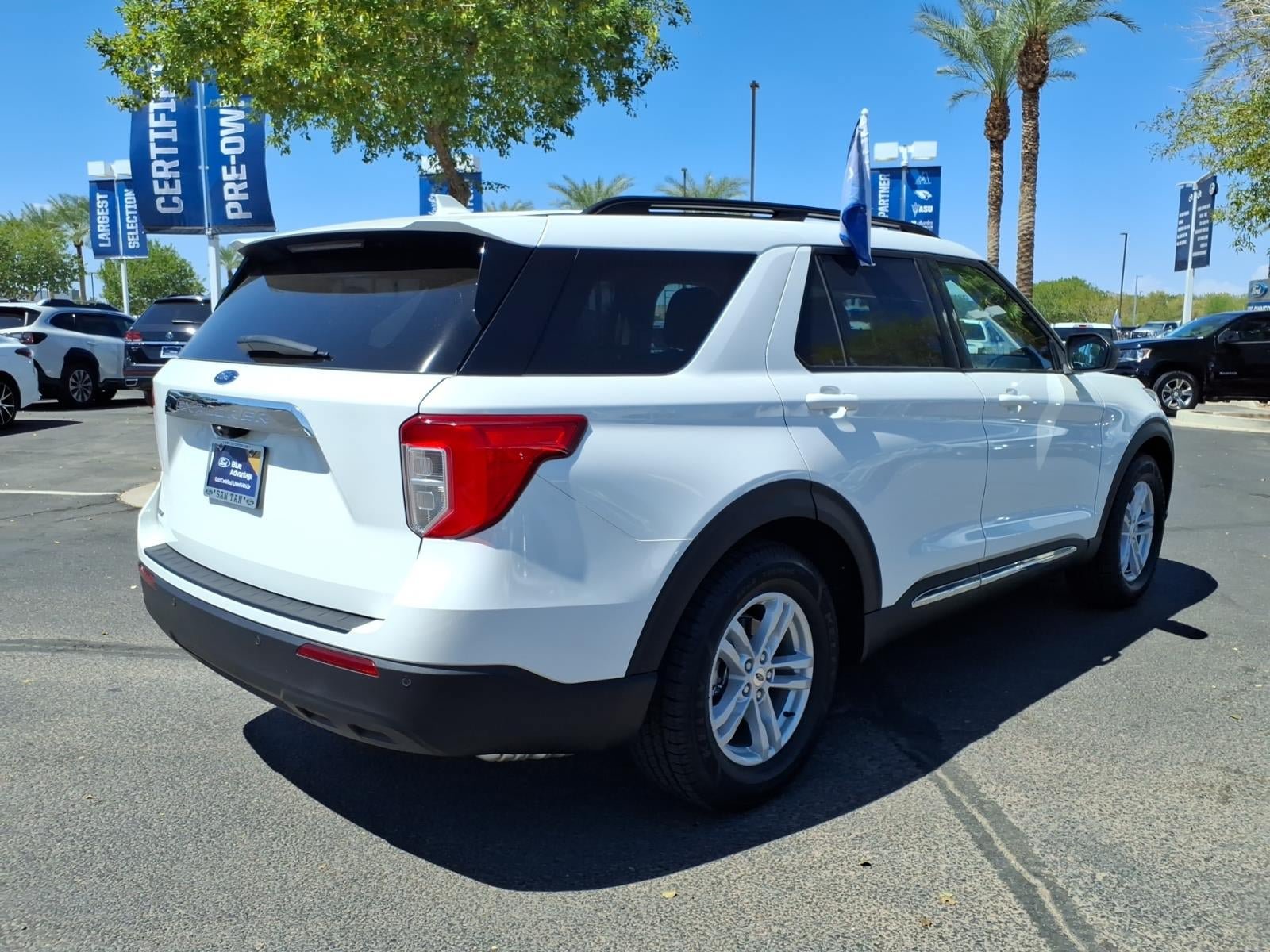 Certified 2023 Ford Explorer XLT RWD image 4