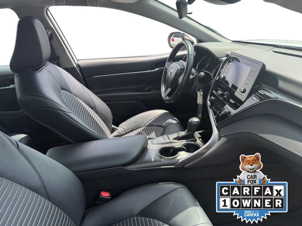 Used 2024 Toyota Camry SE FWD image 18