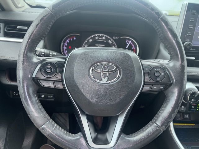 Used 2019 Toyota RAV4 Limited w/ Advanced Technology Package AWD/4WD image 18