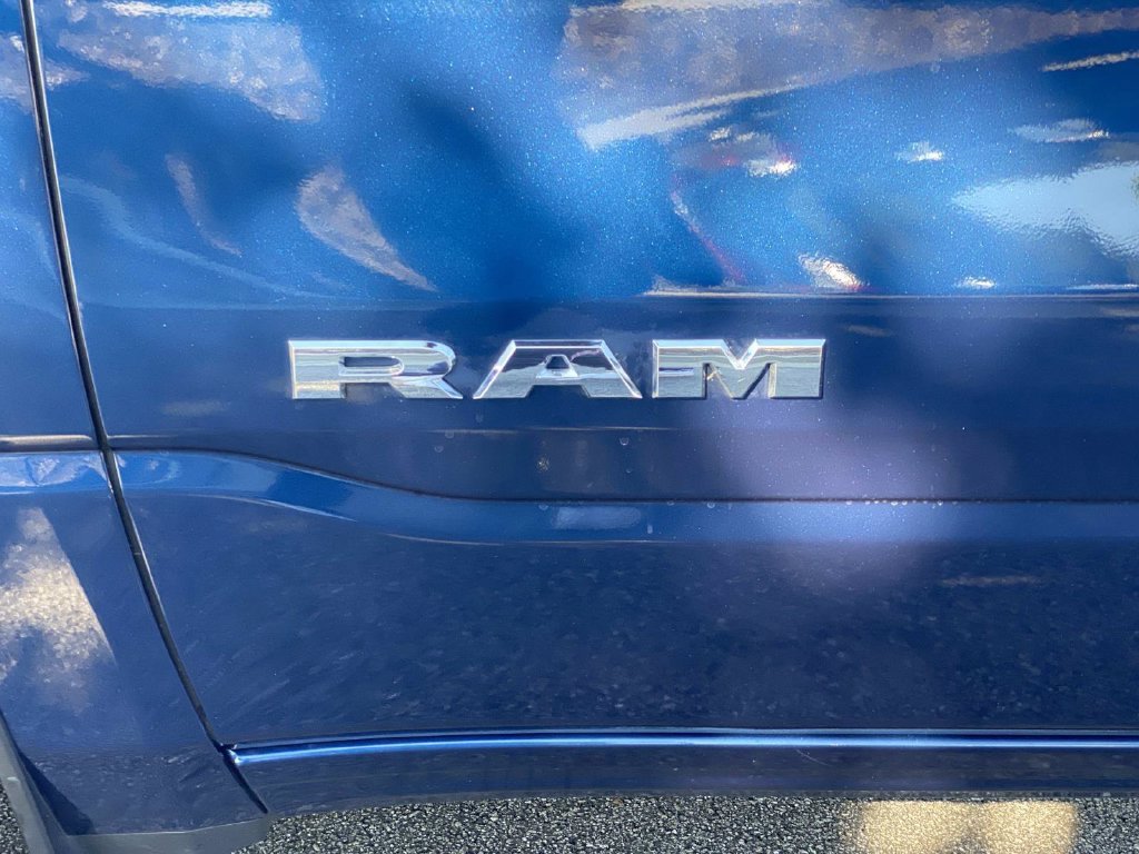 Used 2023 RAM 1500 Big Horn AWD/4WD image 14