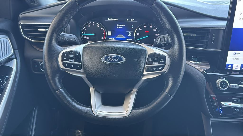 Certified 2023 Ford Explorer Limited w/ Limited Technology Package RWD image 10