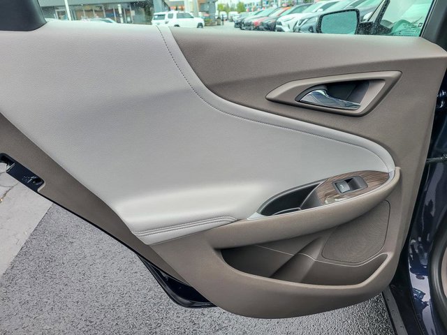 Used 2018 Chevrolet Malibu Premier image 26