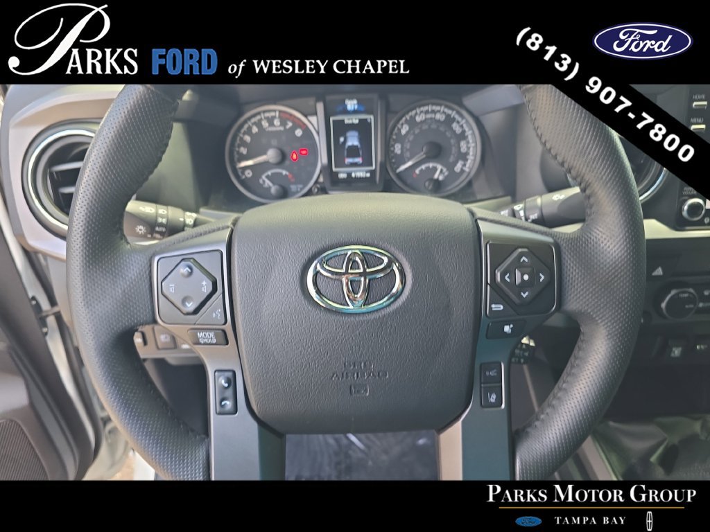 Used 2022 Toyota Tacoma TRD Off-Road AWD/4WD image 28