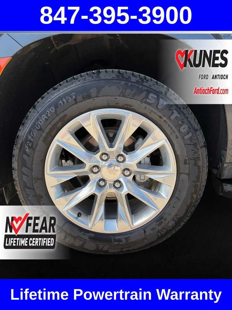 Used 2024 Chevrolet Suburban Premier AWD/4WD image 7