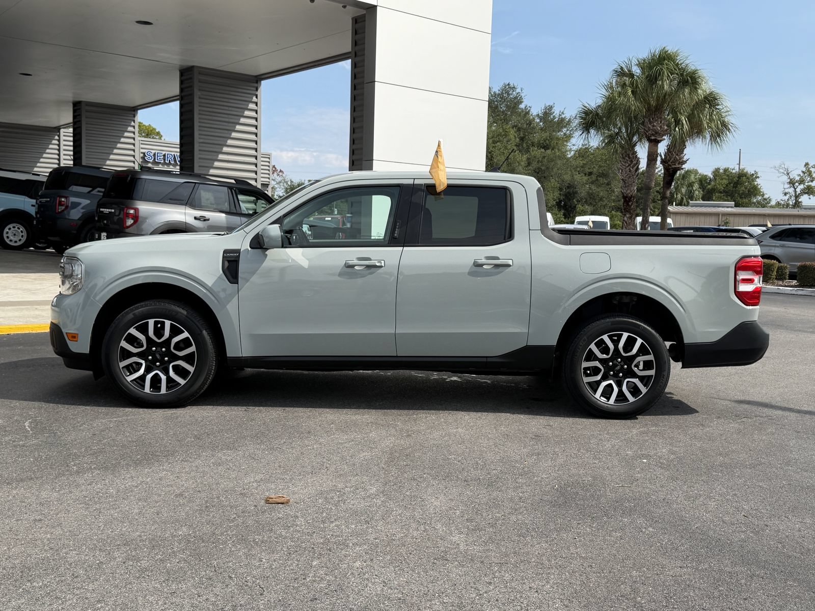 Certified 2022 Ford Maverick Lariat FWD image 9