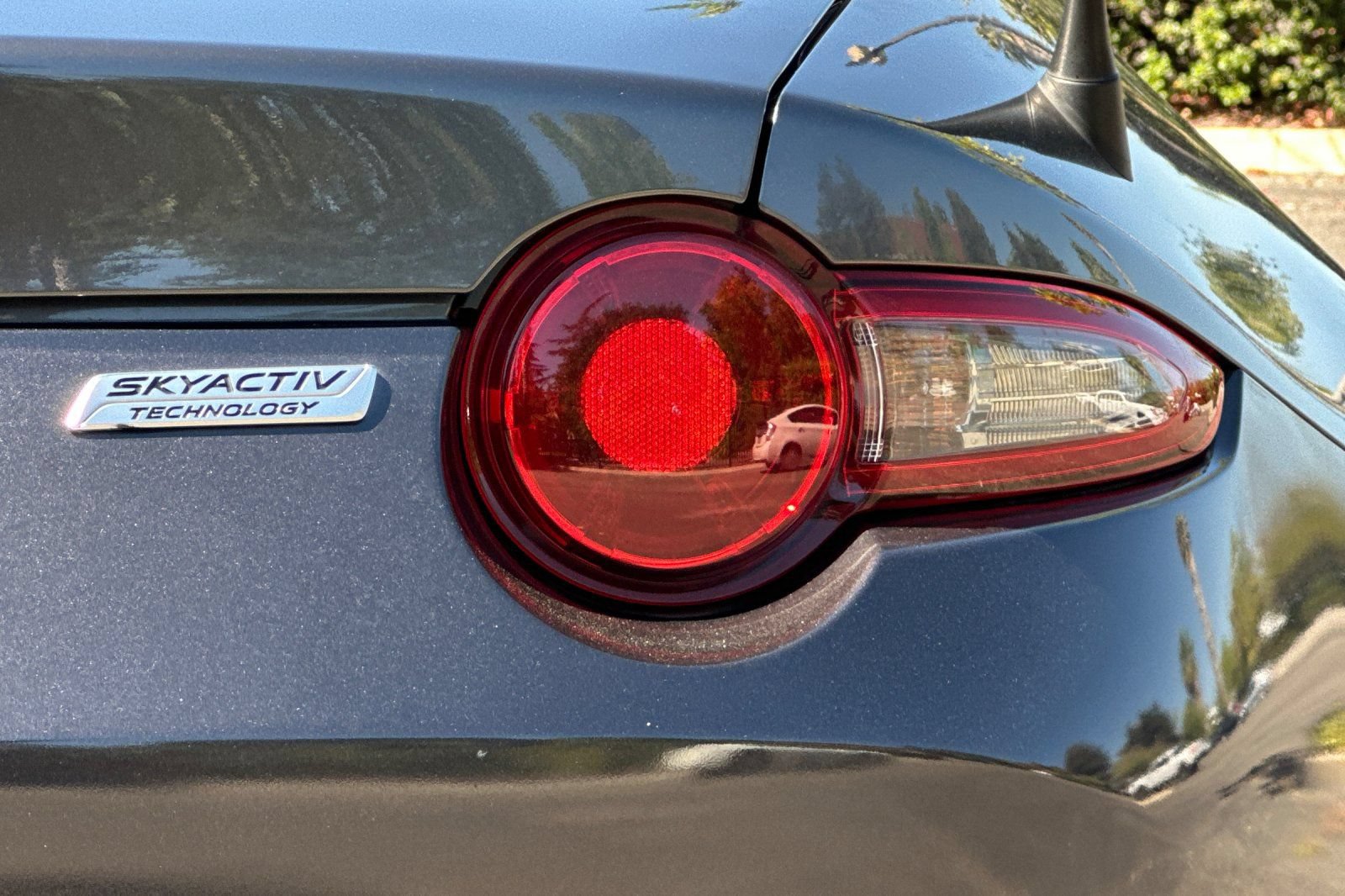 Used 2017 MAZDA MX-5 Miata RF Grand Touring RWD image 49