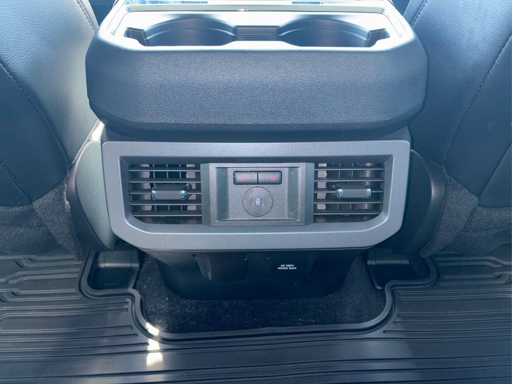 Certified 2024 Ford F250 Lariat w/ Sport Appearance Package image 17