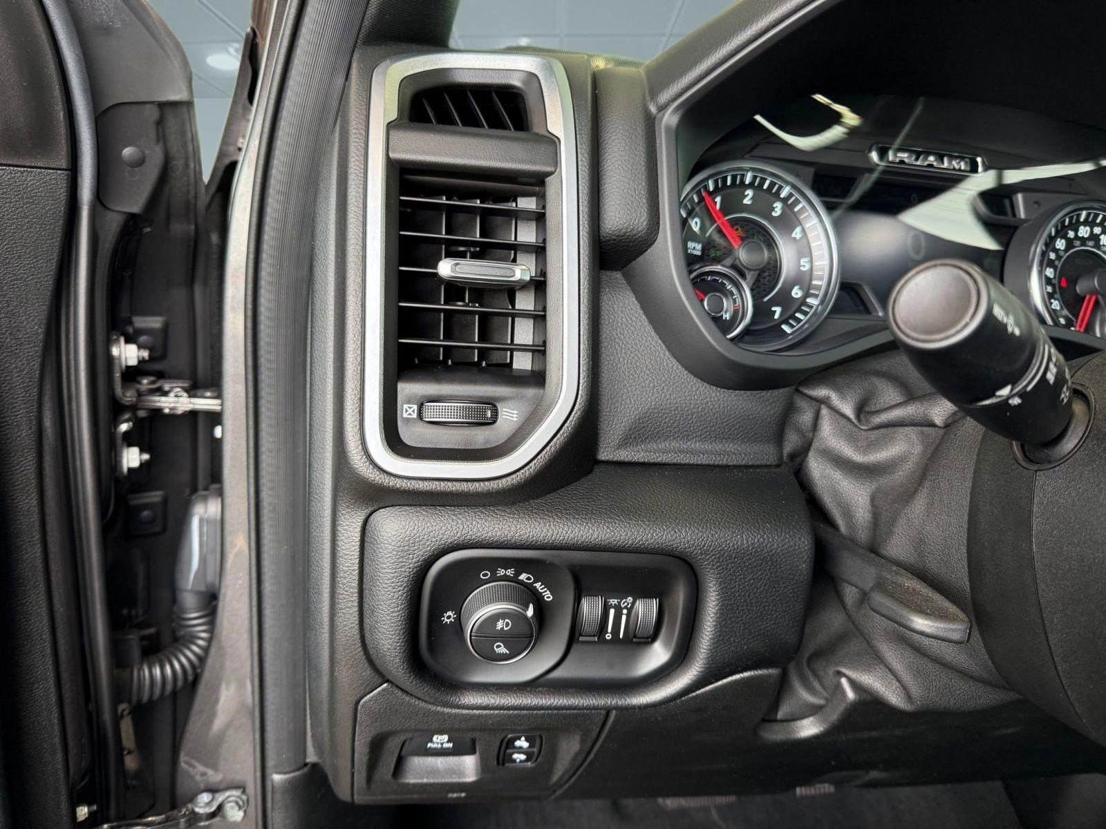 Used 2019 RAM 1500 Big Horn AWD/4WD image 27
