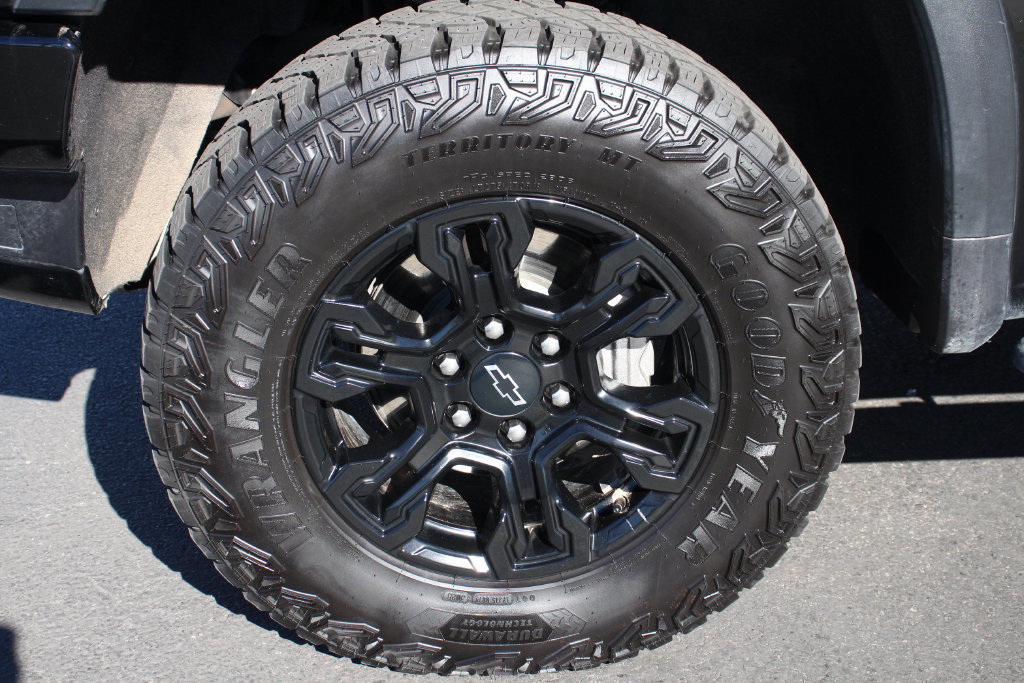 Used 2026 Chevrolet Silverado 1500 ZR2 AWD/4WD image 14