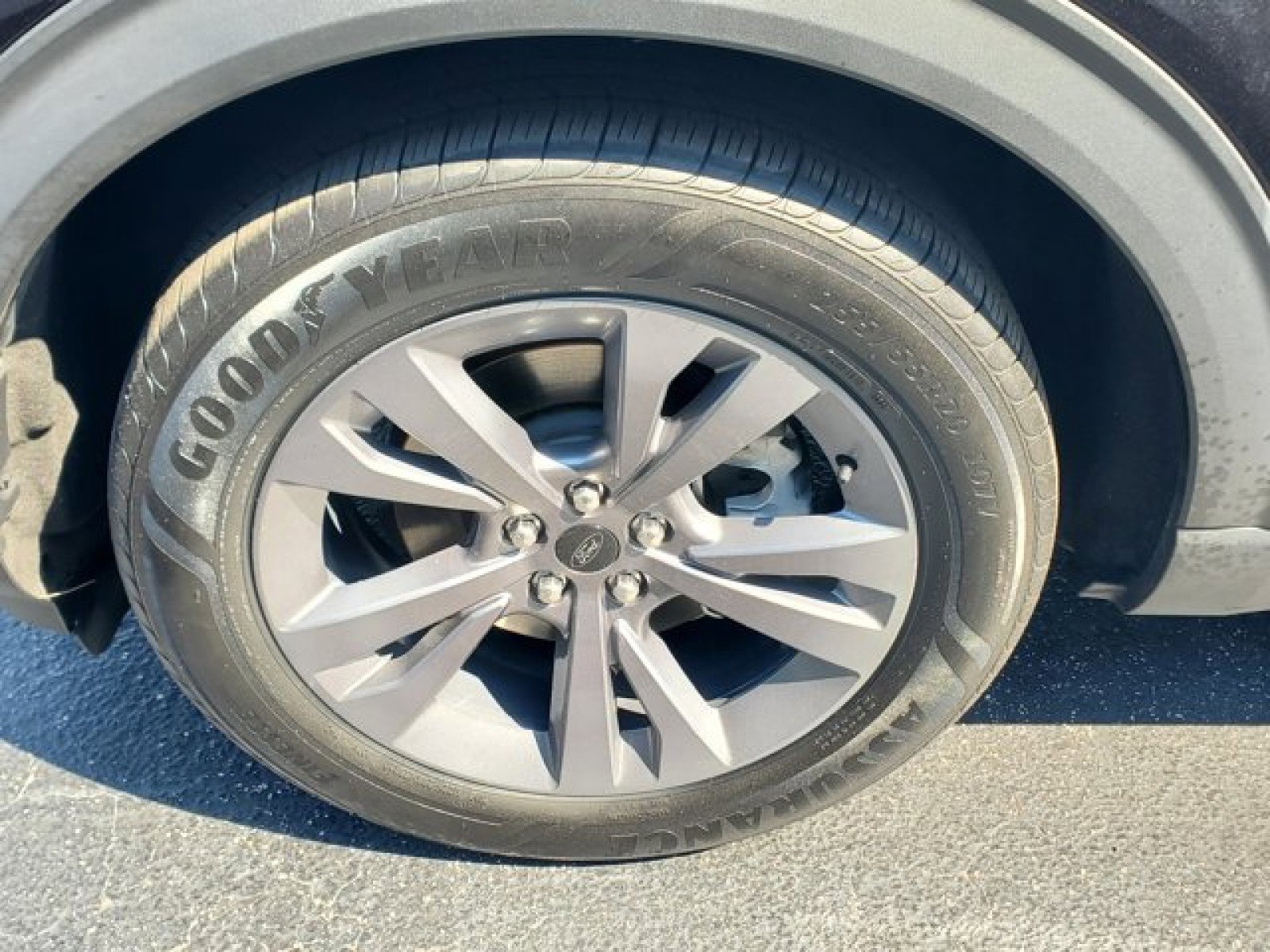 Certified 2023 Ford Explorer XLT w/ Equipment Group 202A image 7