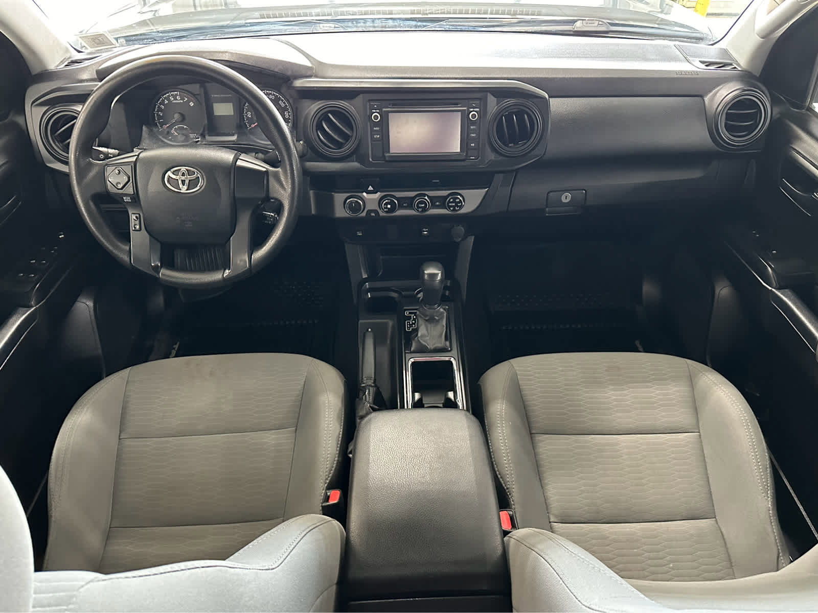 Used 2017 Toyota Tacoma SR w/ Tow Package image 13