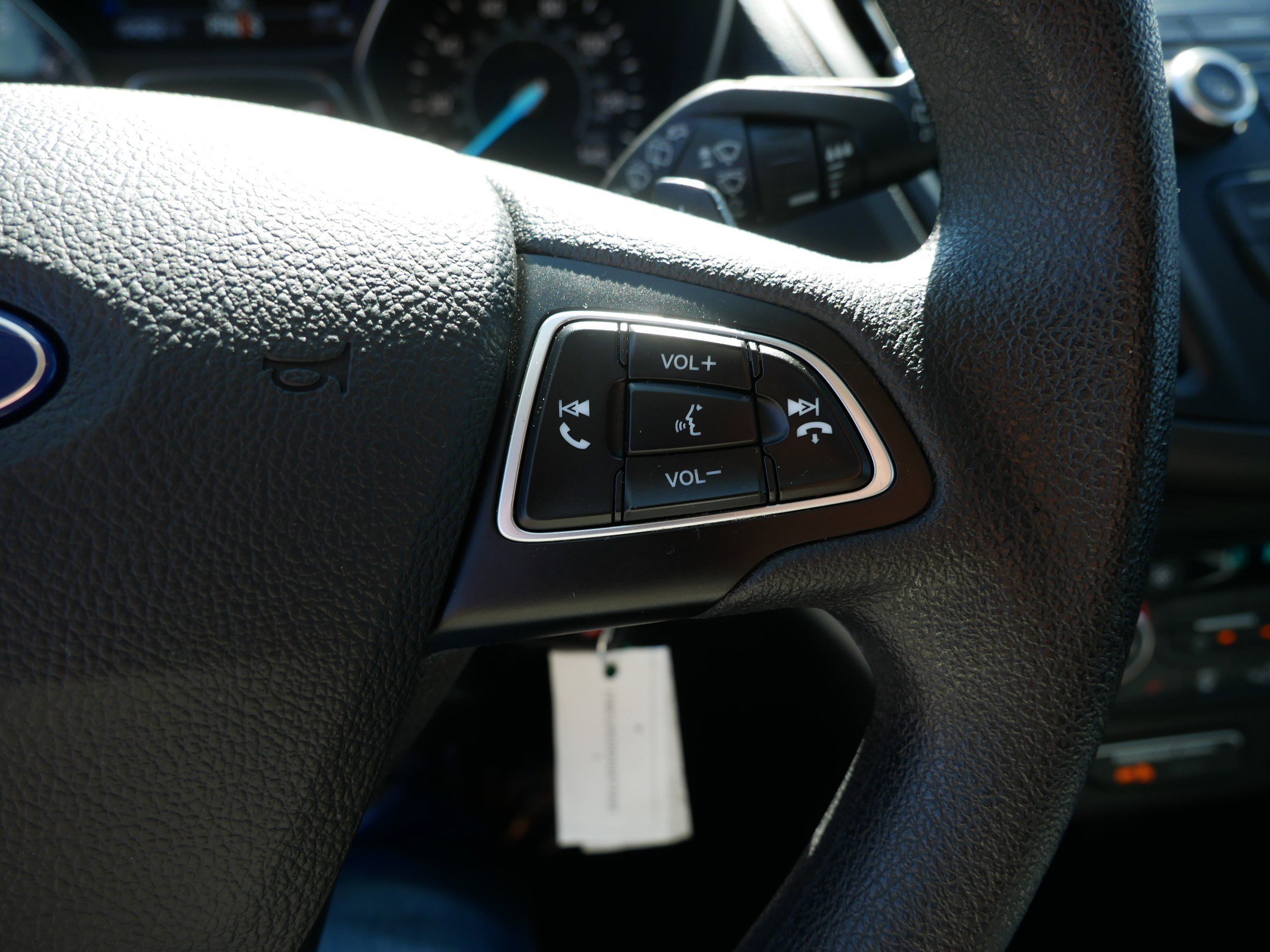 Certified 2017 Ford Escape SE w/ SE Cold Weather Package image 29