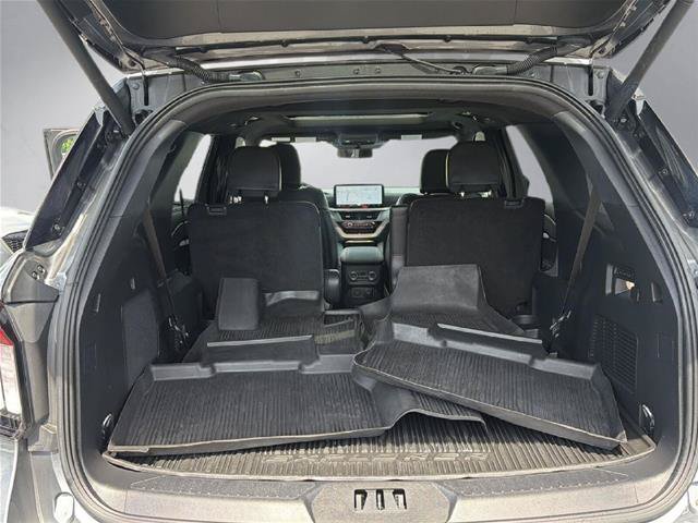 Certified 2025 Ford Explorer ST-Line w/ Premium Package AWD/4WD image 25