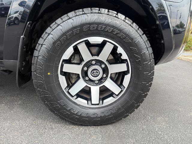 Used 2024 Toyota 4Runner TRD Off-Road Premium w/ Off Road Premium Plus Package AWD/4WD image 5