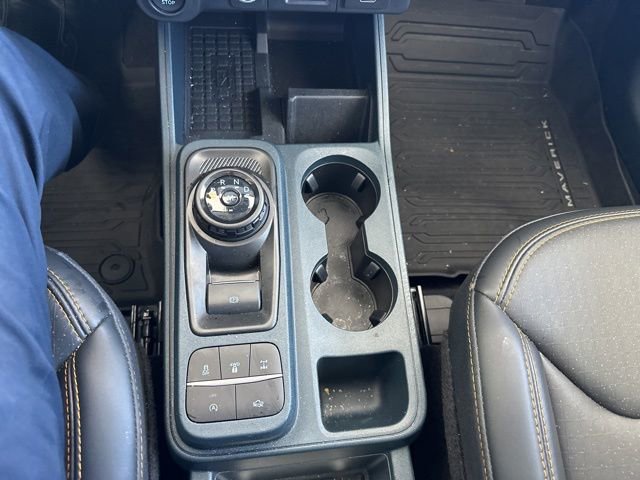 Certified 2025 Ford Maverick Tremor AWD/4WD image 24