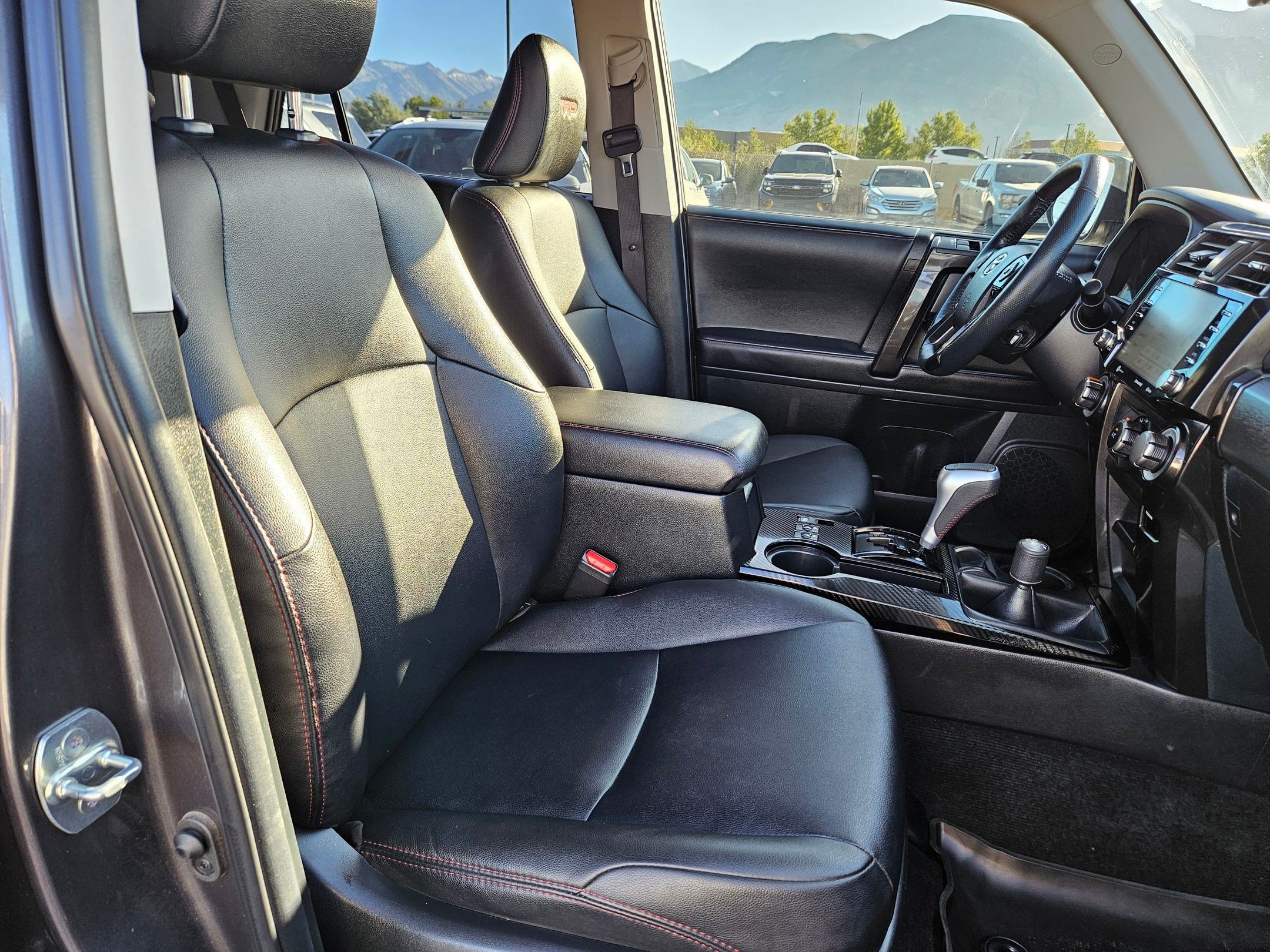 Used 2023 Toyota 4Runner TRD Off-Road Premium w/ Off Road Premium Plus Package AWD/4WD image 34