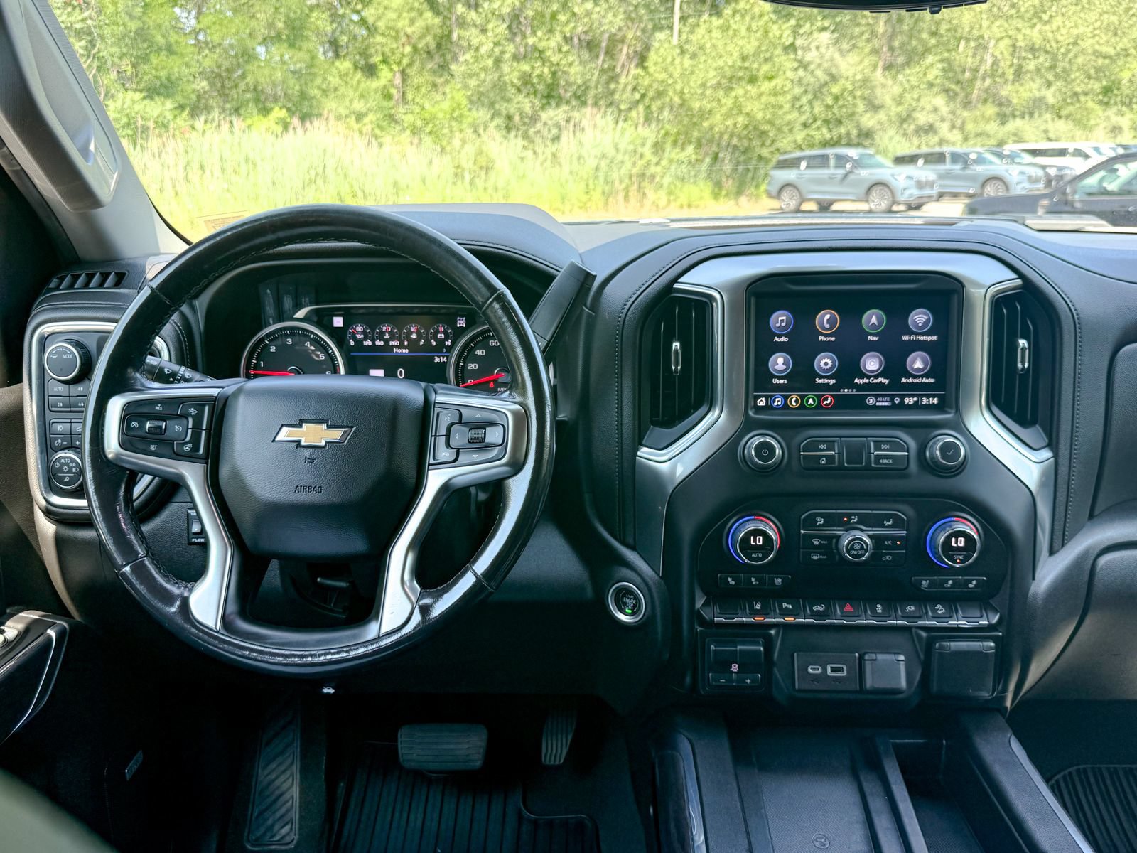 Used 2022 Chevrolet Silverado 2500 LTZ w/ LTZ Premium Package AWD/4WD image 23