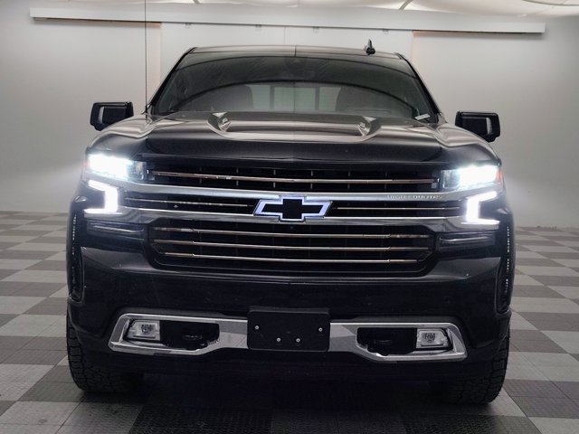 Used 2019 Chevrolet Silverado 1500 High Country w/ Technology Package AWD/4WD image 8