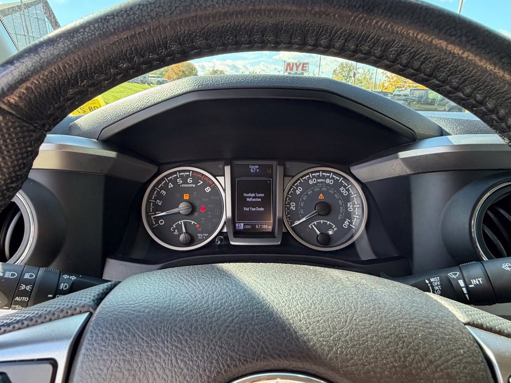 Used 2021 Toyota Tacoma SR5 w/ Trail Edition AWD/4WD image 25