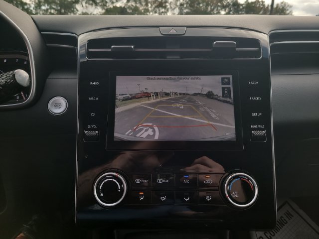Used 2023 Hyundai Tucson SEL FWD image 21