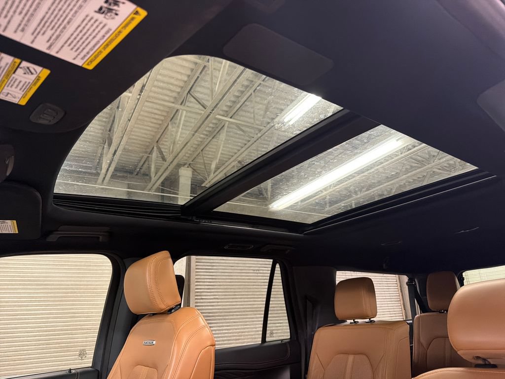 Certified 2022 Ford Expedition Max Platinum RWD image 10