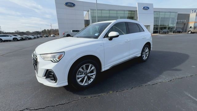 Used 2025 Audi Q3 2.0T Premium image 2