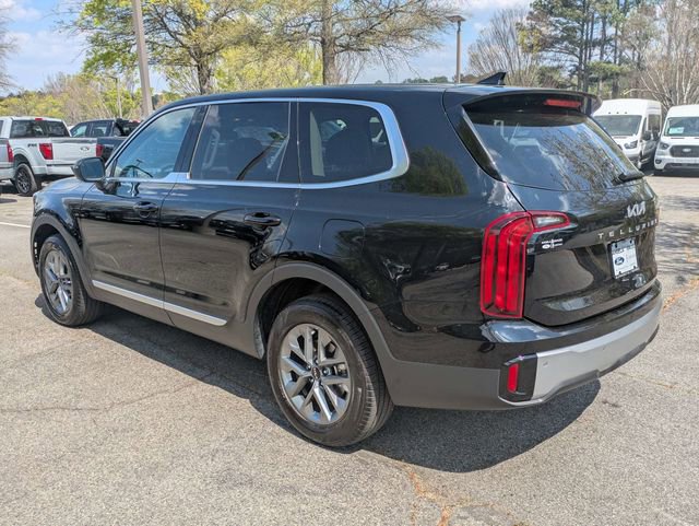 Used 2025 Kia Telluride LX image 8