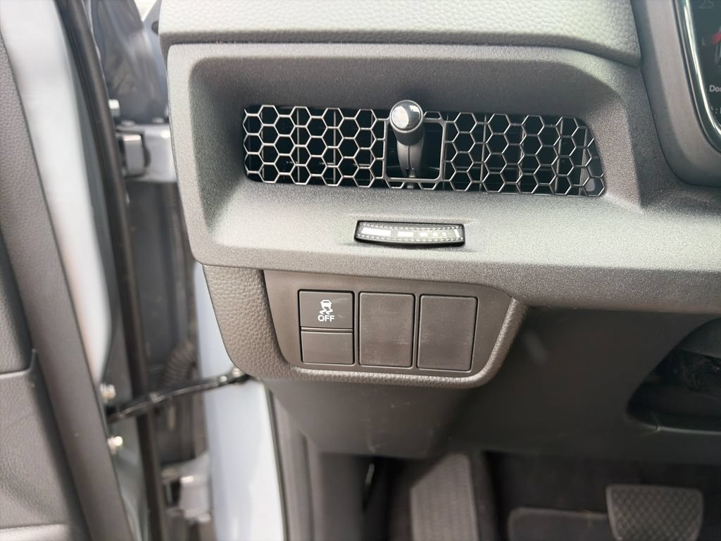 Used 2025 Honda CR-V Sport image 19