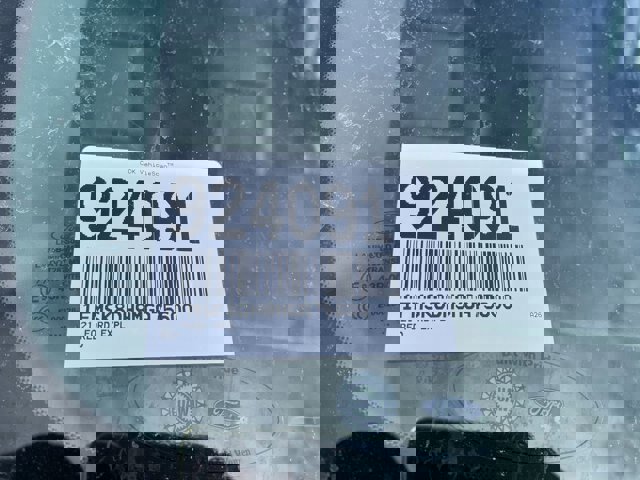 Certified 2021 Ford Explorer XLT w/ Equipment Group 202A image 3