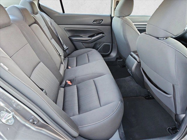 Used 2023 Nissan Altima 2.5 SV FWD image 18