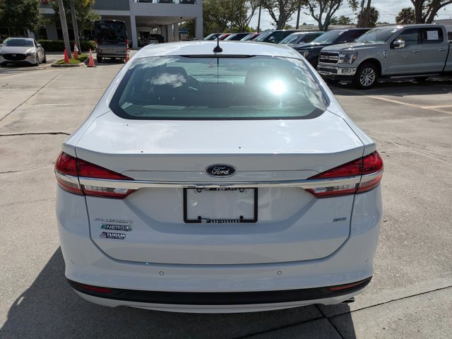 Certified 2018 Ford Fusion Energi SE image 3