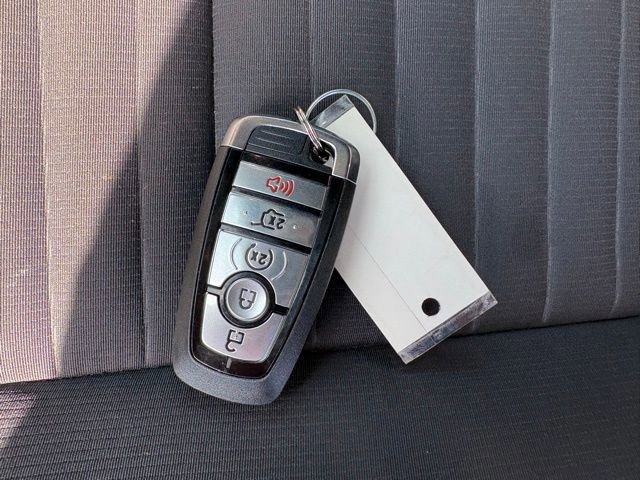 Certified 2025 Ford Explorer ST-Line w/ Premium Package image 29