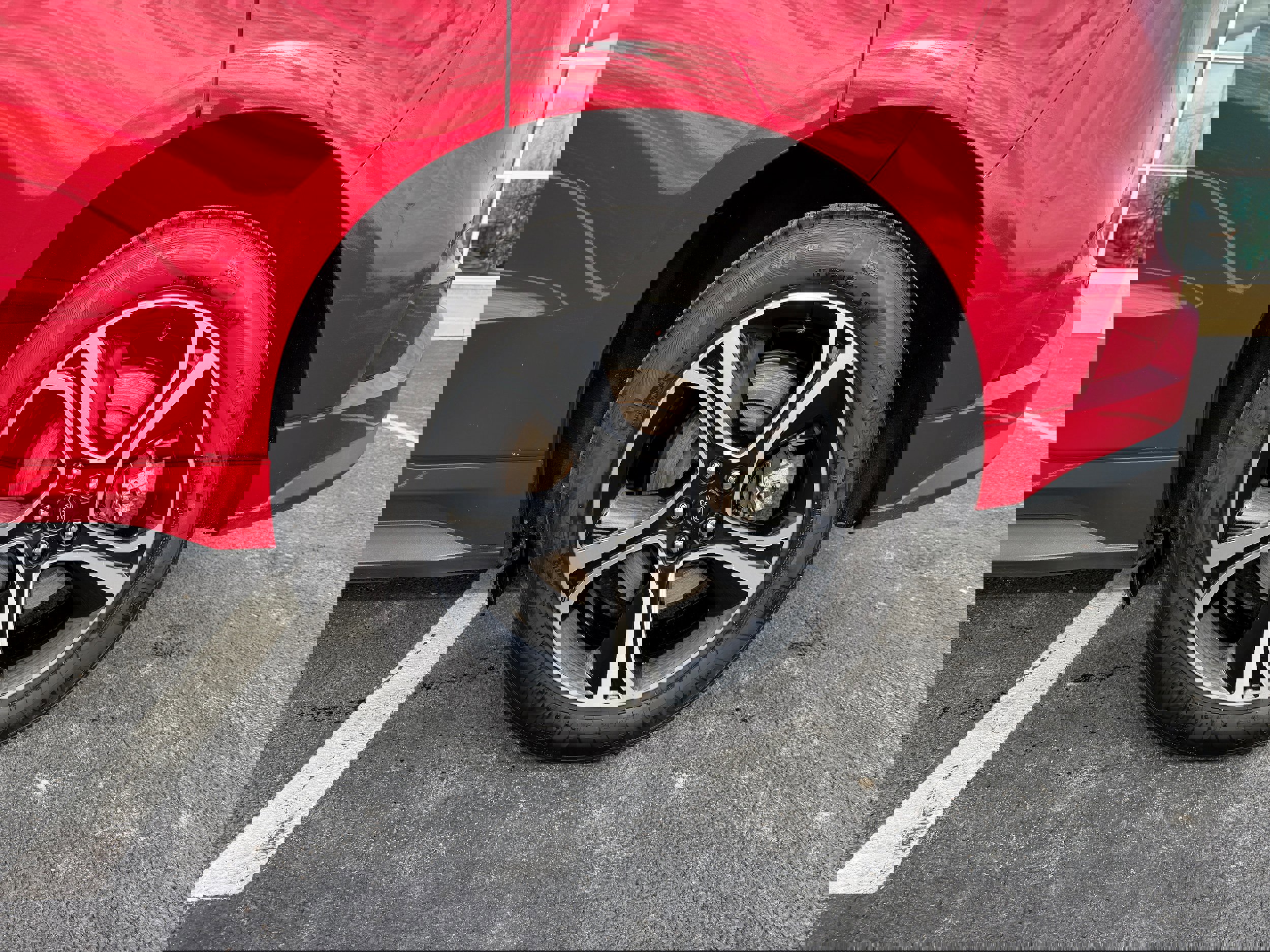 Certified 2022 Ford Edge ST image 9