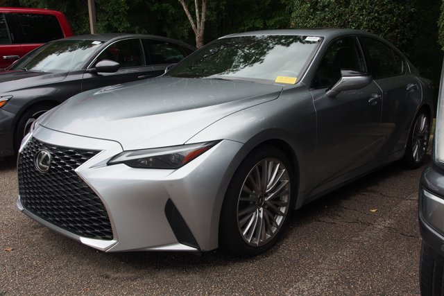 Used 2022 Lexus IS 300 w/ Premium Package RWD image 4