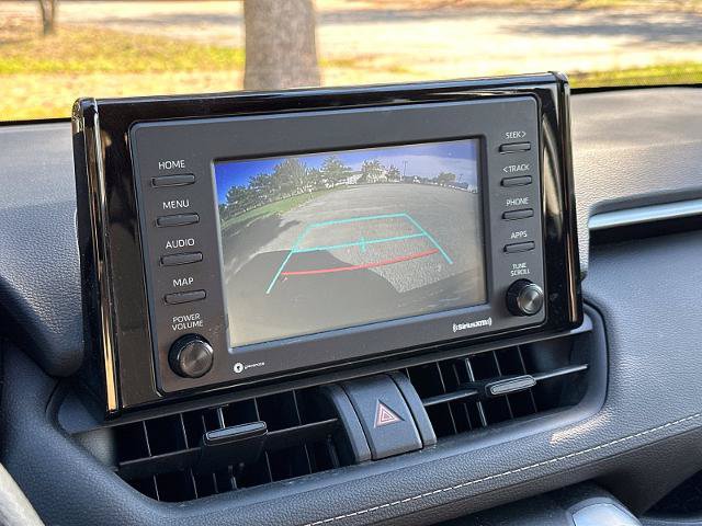 Used 2022 Toyota RAV4 LE AWD/4WD image 5