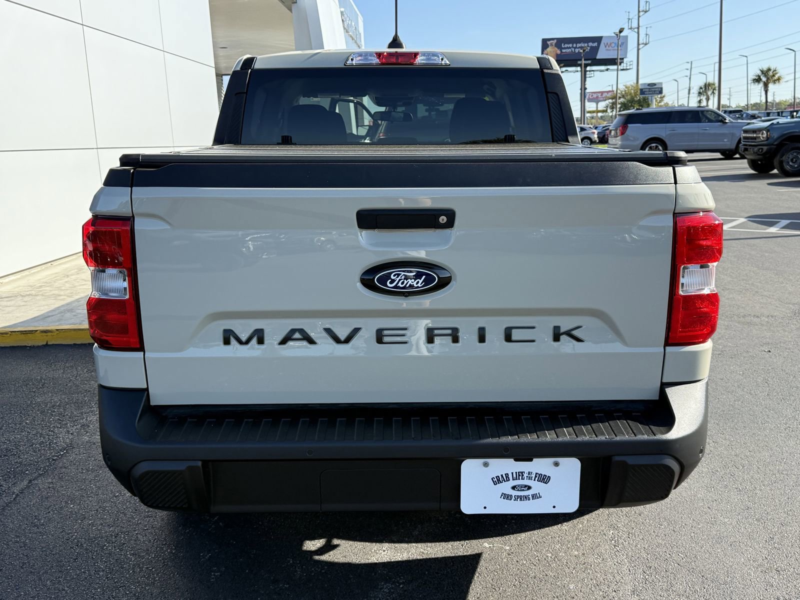 Certified 2025 Ford Maverick XL w/ Equipment Group 102A image 5