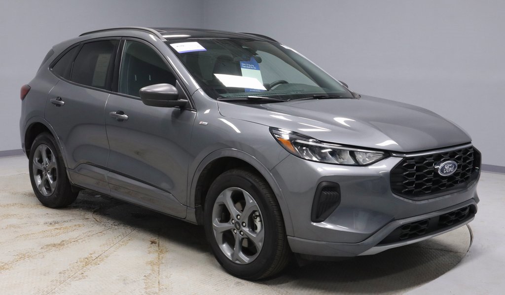 Certified 2024 Ford Escape ST-Line w/ Tech Pack #1 image 7