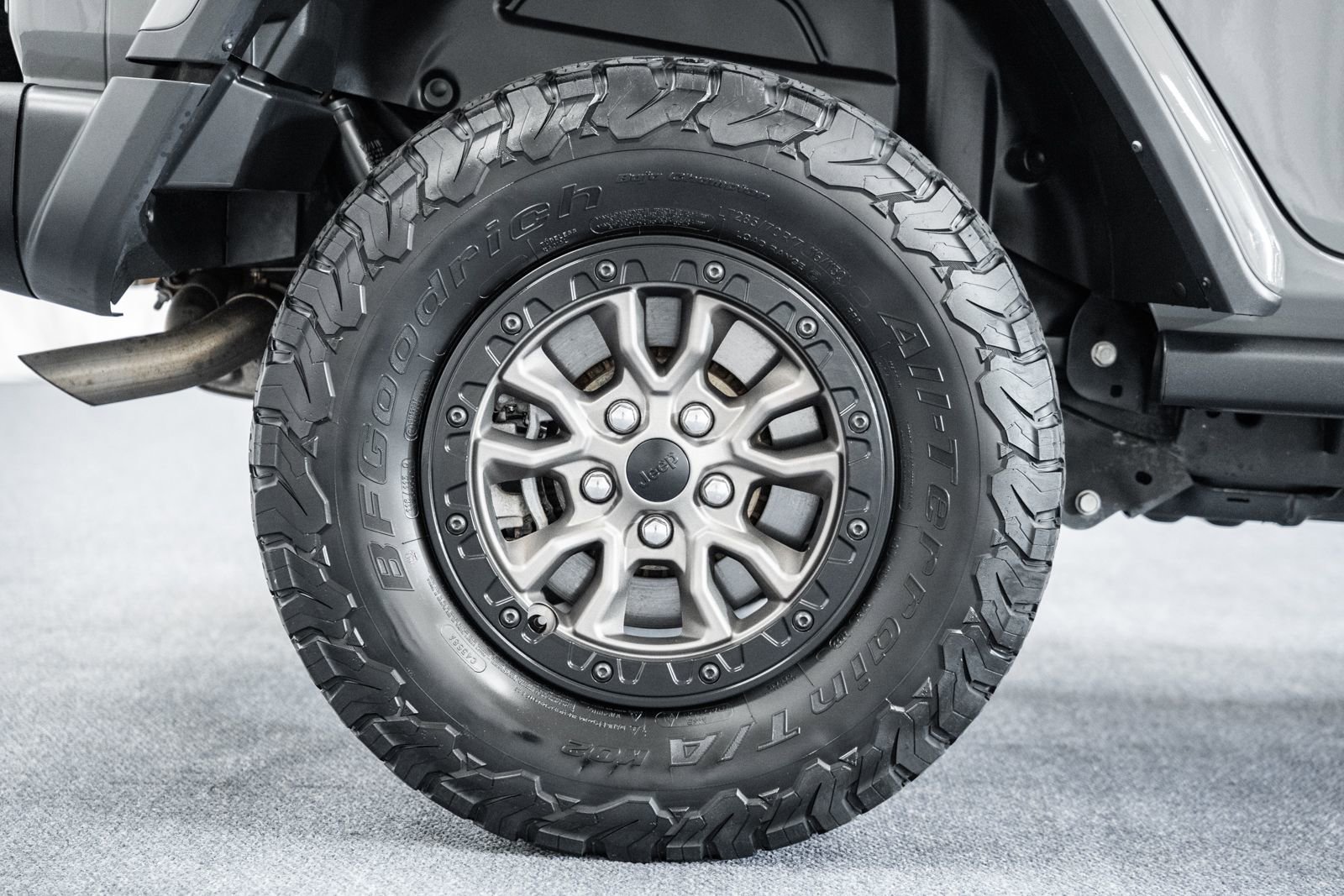 Used 2023 Jeep Wrangler Unlimited Rubicon 392 image 19