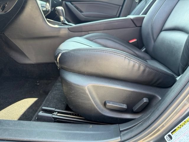 Used 2018 MAZDA MAZDA3 Touring FWD image 9