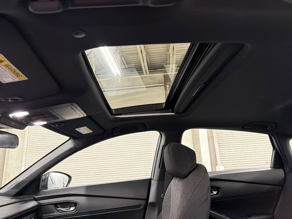 Used 2024 Honda Accord Sport image 9