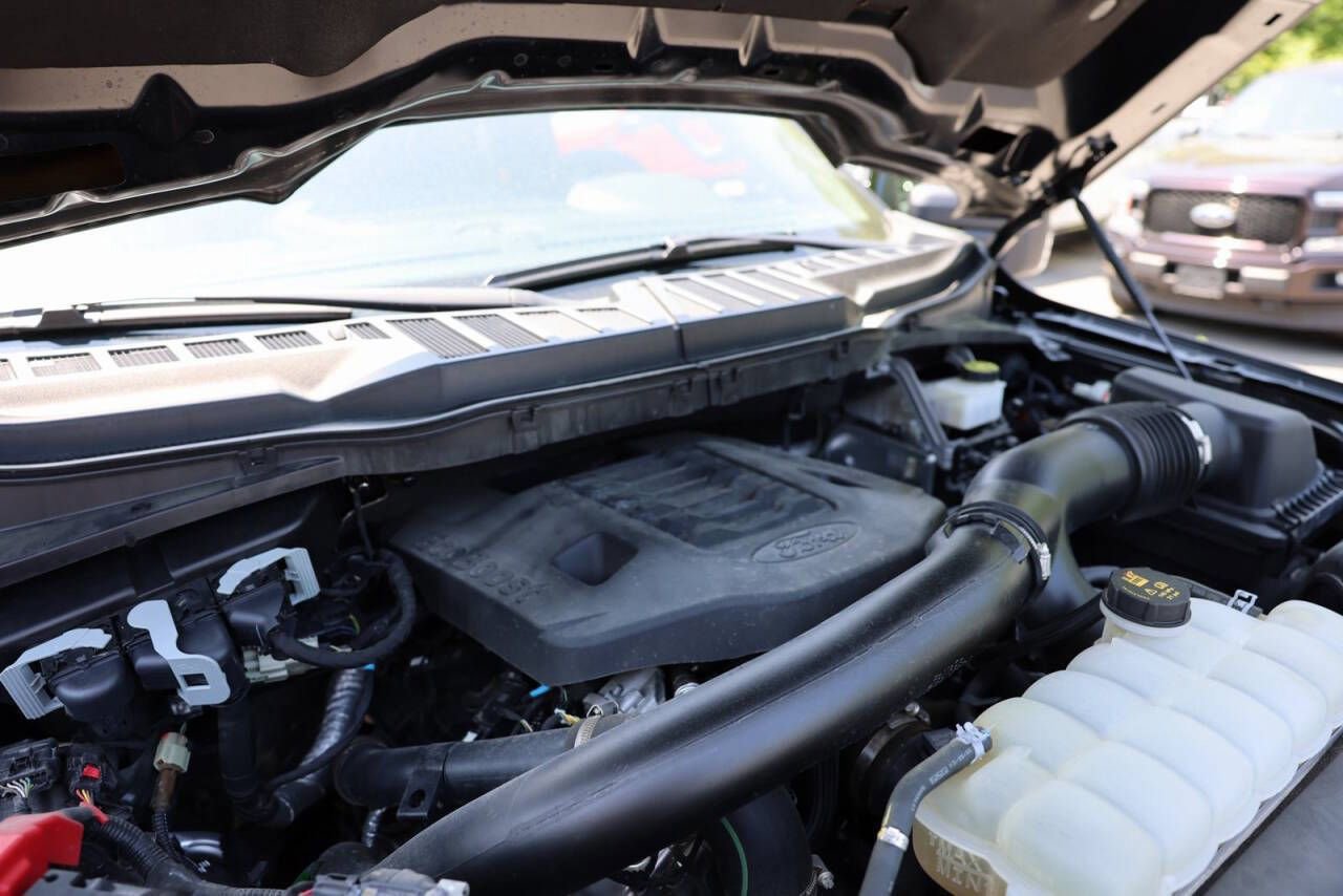 Certified 2022 Ford F150 XLT w/ Equipment Group 302A High image 41