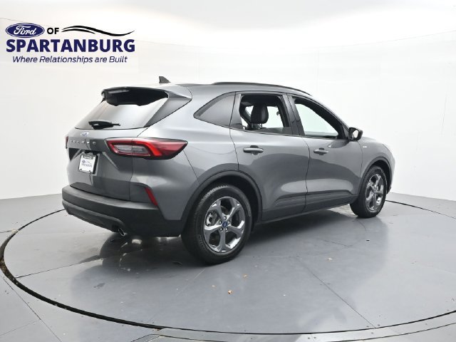 Certified 2025 Ford Escape ST-Line FWD image 7