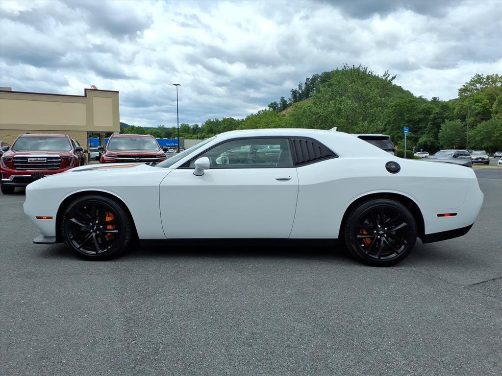 Used 2022 Dodge Challenger GT w/ Plus Package RWD image 2