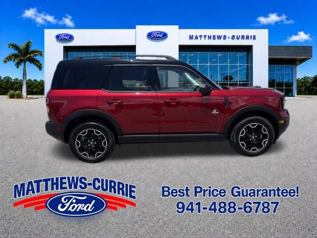 Certified 2025 Ford Bronco Sport Outer Banks w/ Outer Banks Tech Package+ AWD/4WD image 3
